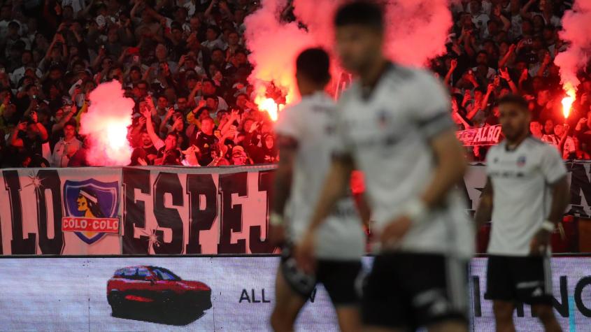 Jugador cortado por Jorge Almirón vio el partido en la barra de Colo Colo