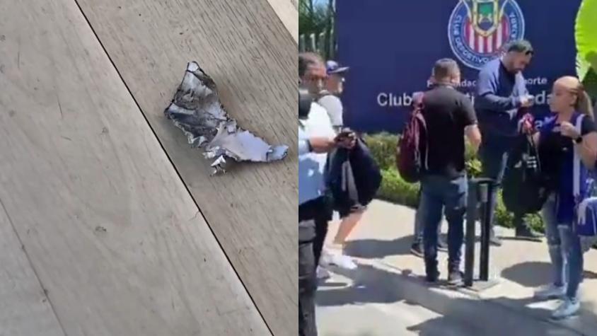 ¡Insólito! Jugador mexicano lanzó petardo durante conferencia de prensa del club