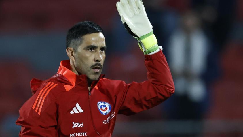 "La leyenda regresó a casa": Claudio Bravo sorprende en el Estadio Monumental