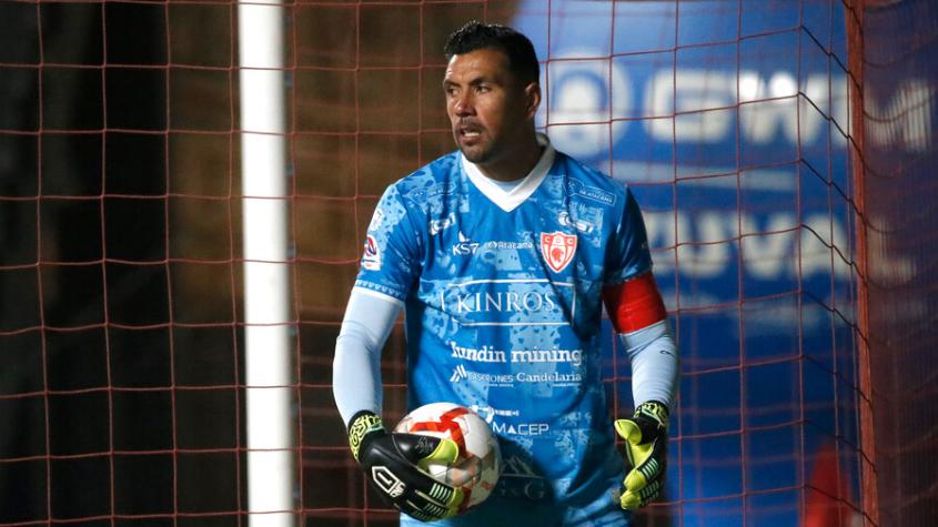 Arquero de Deportes Copiapó previo al duelo contra Colo Colo "Soy hincha de..."