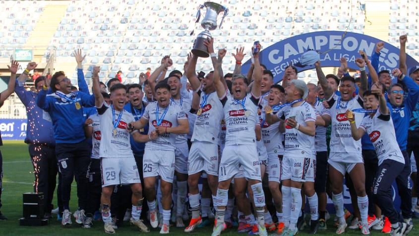 Deportes Melipilla sufre robo millonario: ladrones se llevan indumentaria oficial del plantel