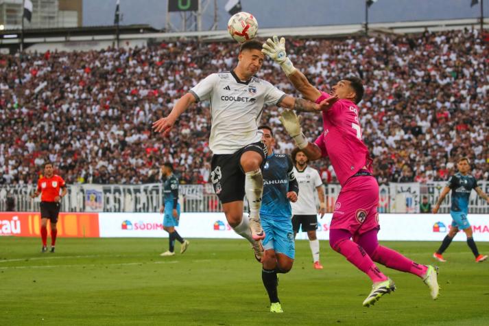 VIDEO | ¿Era el "Paivazo"? Guillermo Paiva buscó quitarle el penal a Carlos Palacios en Colo Colo