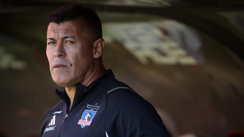 ¡Atención albos! Confirman que Jorge Almirón viajó fuera de Chile para convencer a posible refuerzo de Colo Colo
