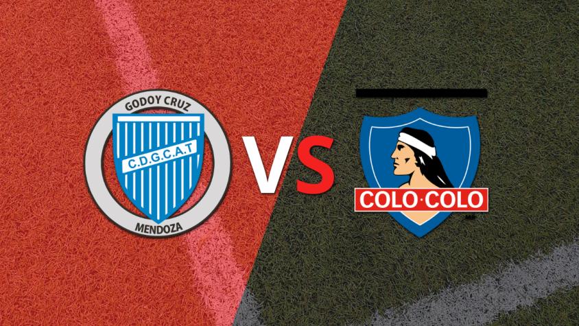 Colo Colo vence parcialmente 1-0 a Godoy Cruz