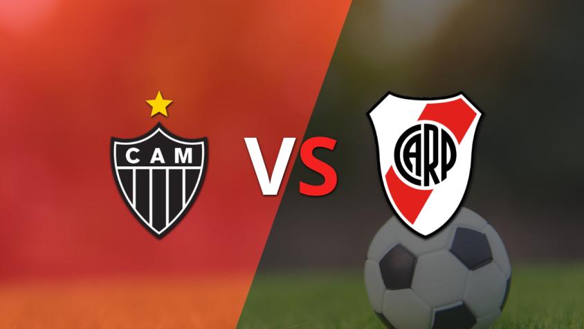 Termina el primer tiempo con una victoria para Atlético Mineiro vs River Plate por 1-0