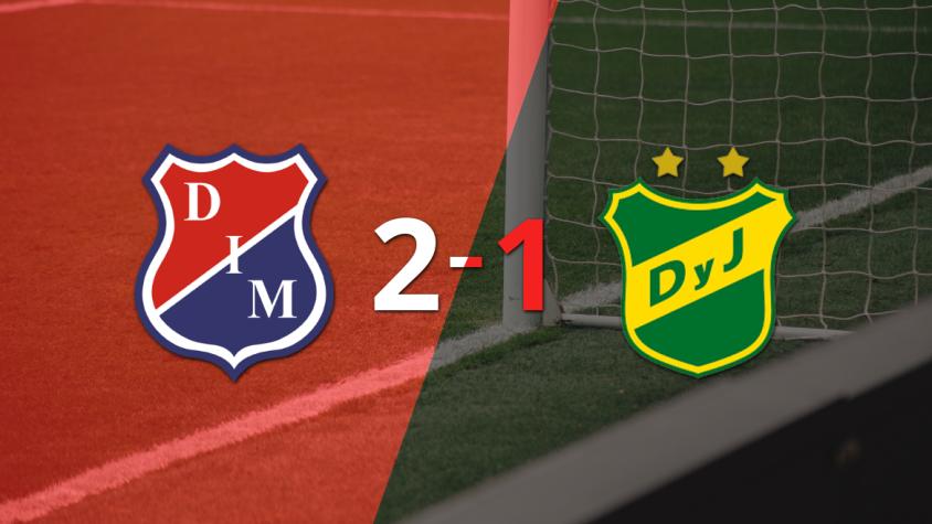Independiente Medellín logró una victoria como anfitrión por 2 a 1 frente a Defensa y Justicia