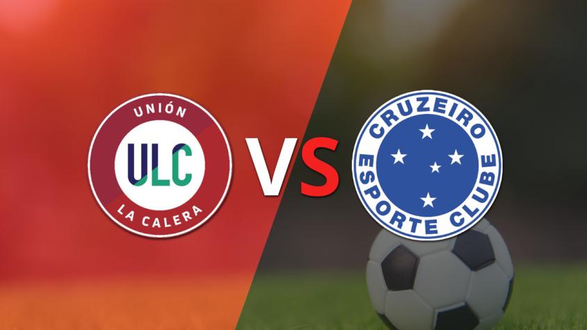 Con un empate en 0, empieza el segundo tiempo entre U. La Calera y Cruzeiro