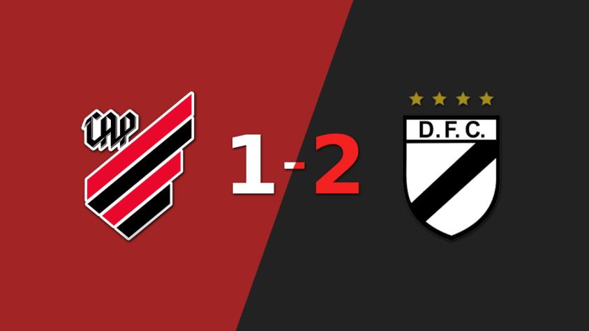 Danubio castigó a Athletico Paranaense con una victoria por 2 a 1