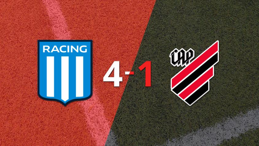 Racing Club dio la nota con una goleada ante Athletico Paranaense y se clasificó