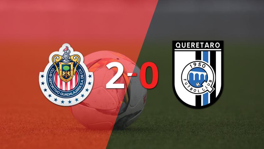 Derrota de Querétaro por 2-0 en su visita a Chivas
