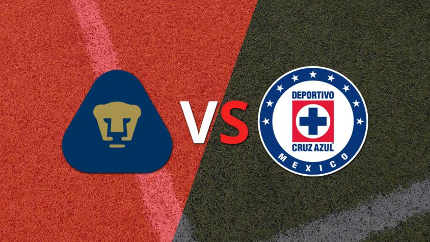 Inicia el partido entre Pumas UNAM y Cruz Azul
