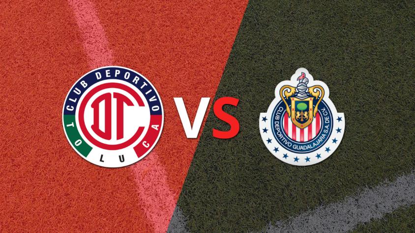 Pitazo inicial para el duelo entre Toluca FC y Chivas