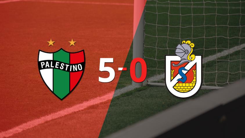 Palestino golea 5-0 a D. La Serena y Bryan Carrasco firma doblete