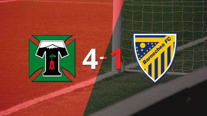 Deportes Temuco golea 4-1 a A.C. Barnechea y Santiago Camacho firma doblete