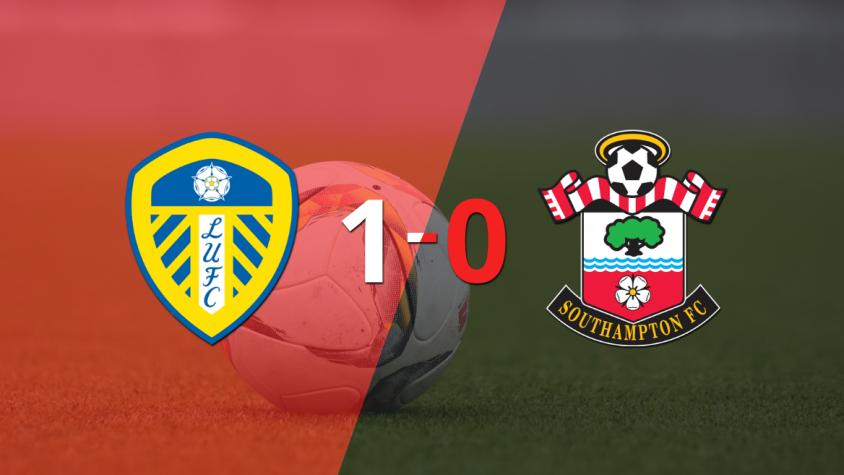 Con lo justo, Leeds United venció a Southampton 1 a 0 en el estadio Elland Road