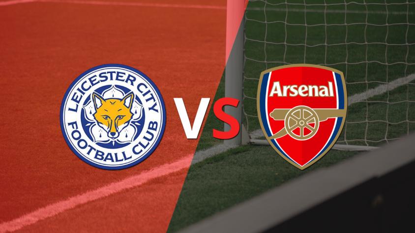 Arsenal aventaja a Leicester City