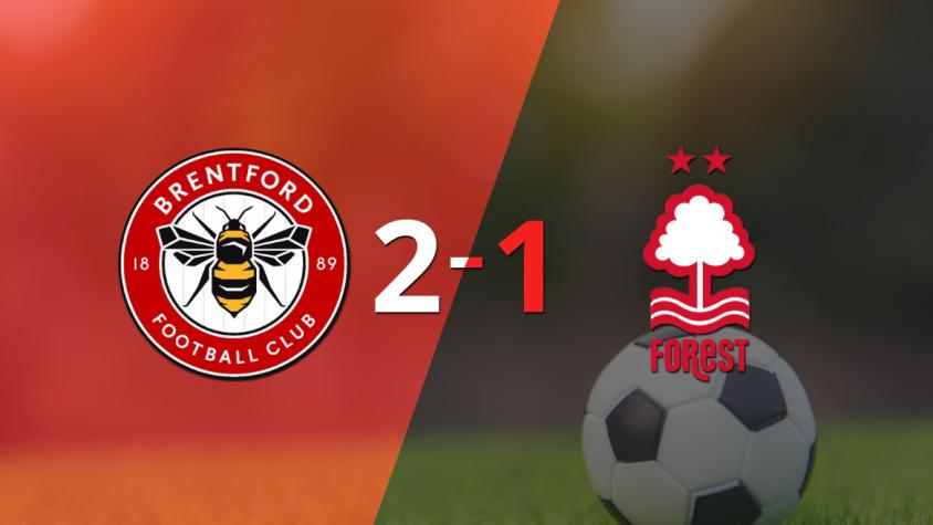 Con la mínima diferencia, Brentford venció a Nottingham Forest por 2 a 1