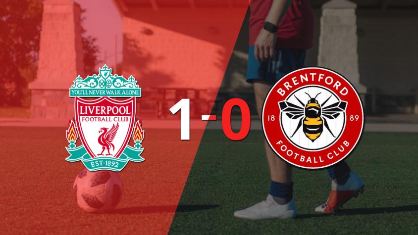 A Liverpool le alcanzó con un gol para derrotar a Brentford en el estadio Anfield