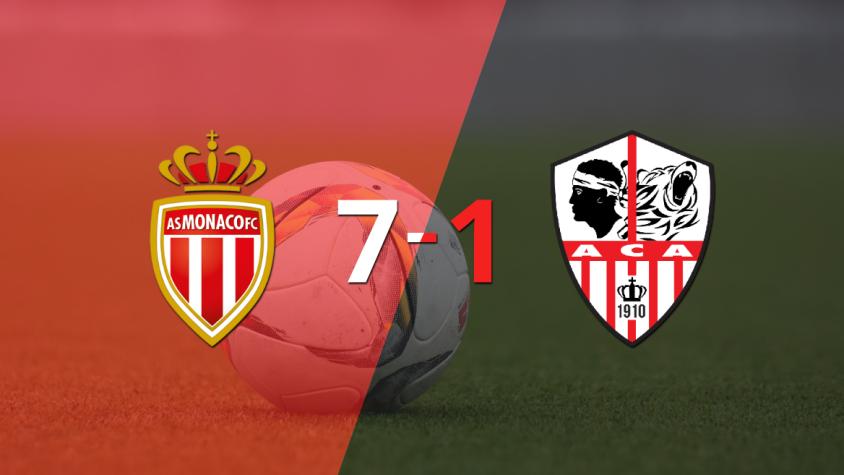 Mónaco goleó 7-1 a Ajaccio AC con triplete de Wissam Ben Yedder