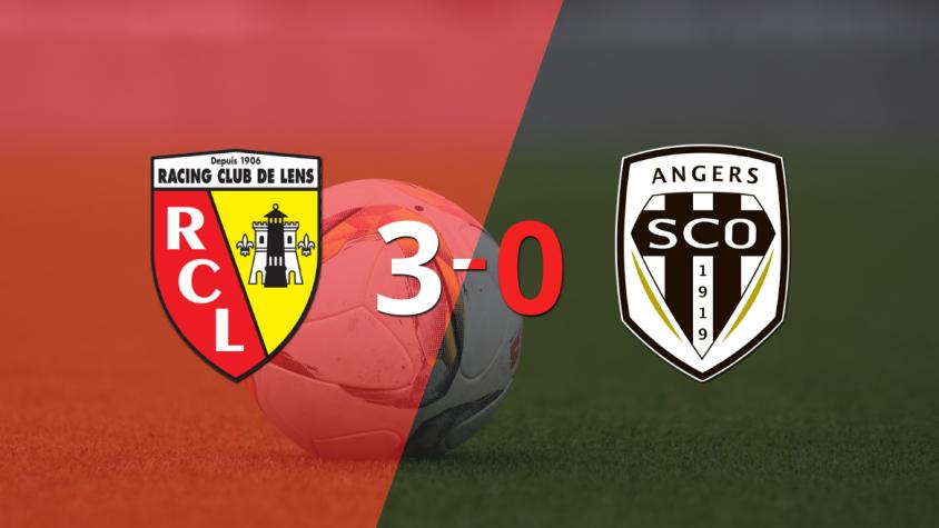Goleada de Lens a Angers con doblete de Lois Openda incluído Goleada de Lens a Angers con doblete de Lois Openda incluído