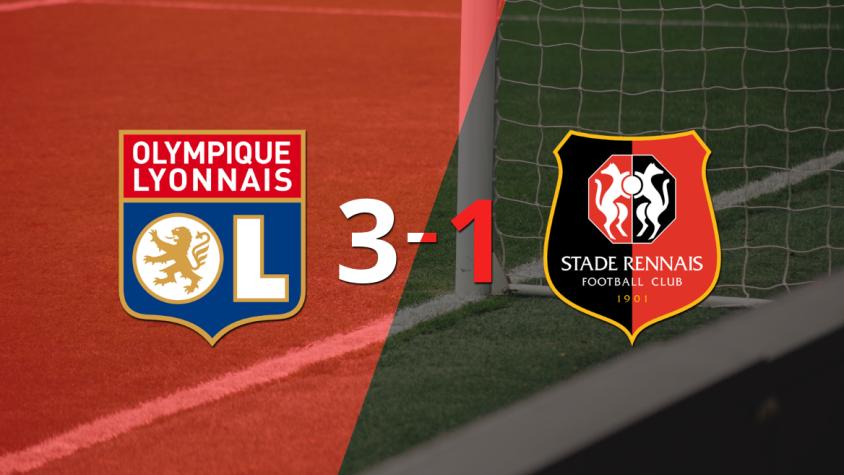Con muchos goles, Olympique Lyon derrotó 3-1 a Stade Rennes