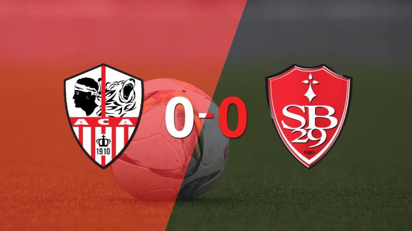 Cero a cero terminó el partido entre Ajaccio AC y Stade Brestois