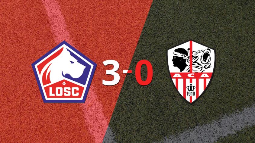 Lille goleó 3-0 a Ajaccio AC con doblete de André Gomes