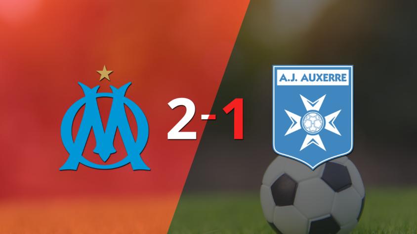 Auxerre cayó 2-1 en su visita a Olympique de Marsella