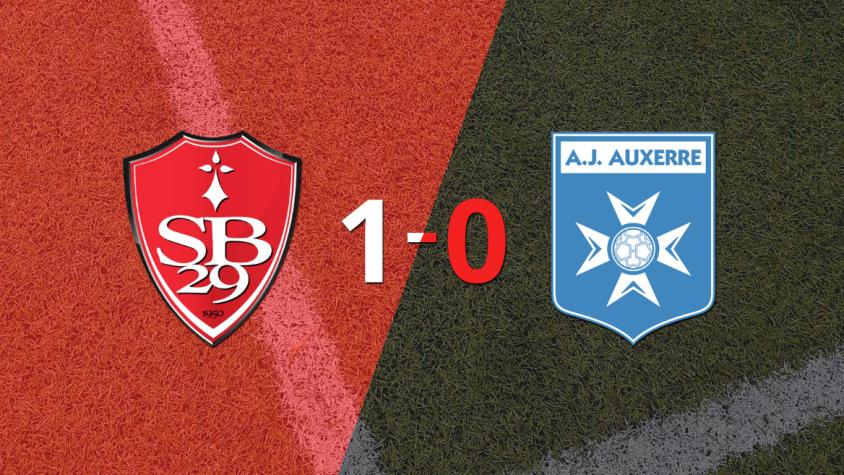 Stade Brestois derrotó en casa 1-0 a Auxerre