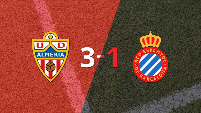 Gran victoria de Almería sobre Espanyol por 3-1
