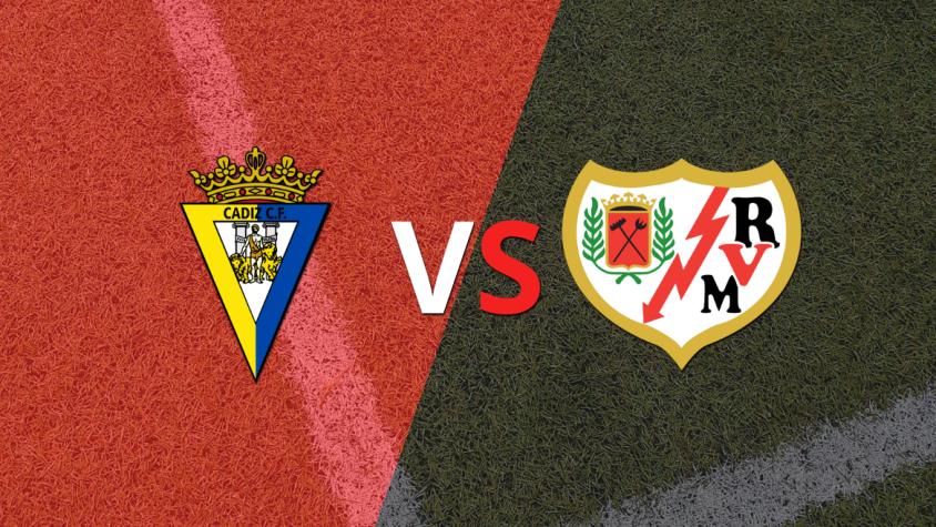 En el estadio Estadio Nuevo Mirandilla, Cádiz se impone ante Rayo Vallecano 1 a 0