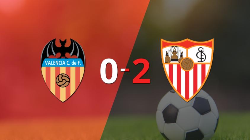 Sólido triunfo de Sevilla en casa de Valencia por 2 a 0