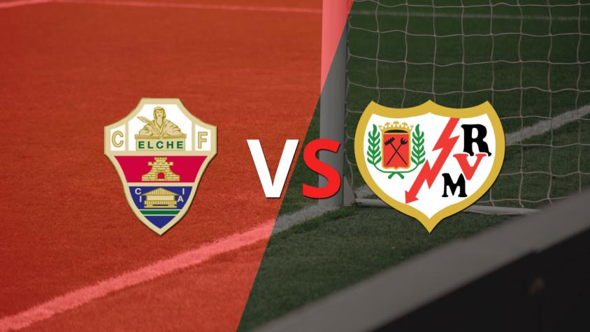 Elche vence 4-0 a Rayo Vallecano