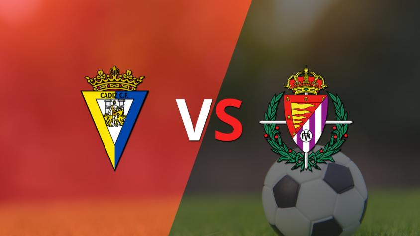 Cádiz le gana 2 a 0 a Valladolid