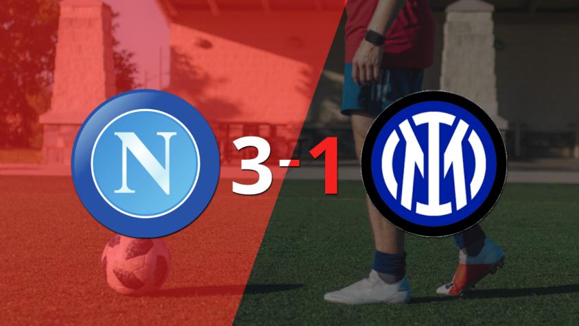Contundente victoria de Napoli sobre Inter