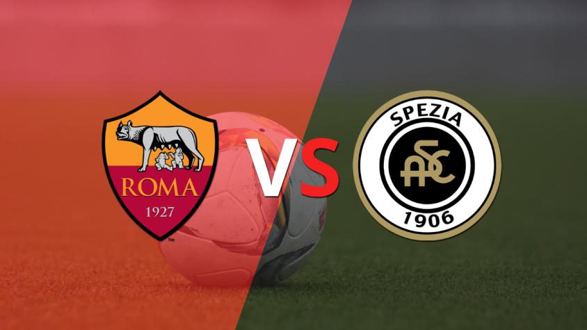 Roma y Spezia buscan el gol que desempate el encuentro en el segundo tiempo