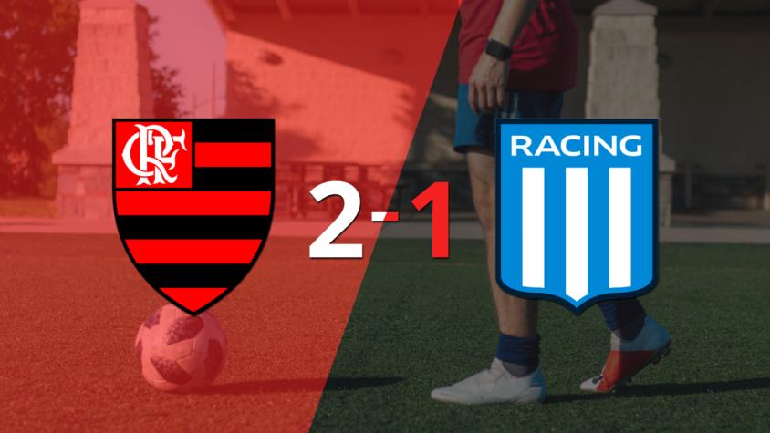 Flamengo le ganó a Racing Club en su casa por 2-1