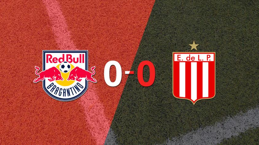RB Bragantino y Estudiantes no se sacaron ventaja y terminaron sin goles