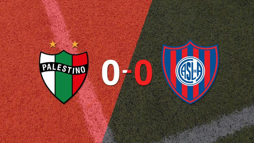 Palestino y San Lorenzo no se sacaron ventaja y terminaron sin goles