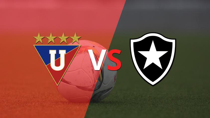 Empate a 0 en el comienzo del segundo tiempo entre Liga de Quito y Botafogo