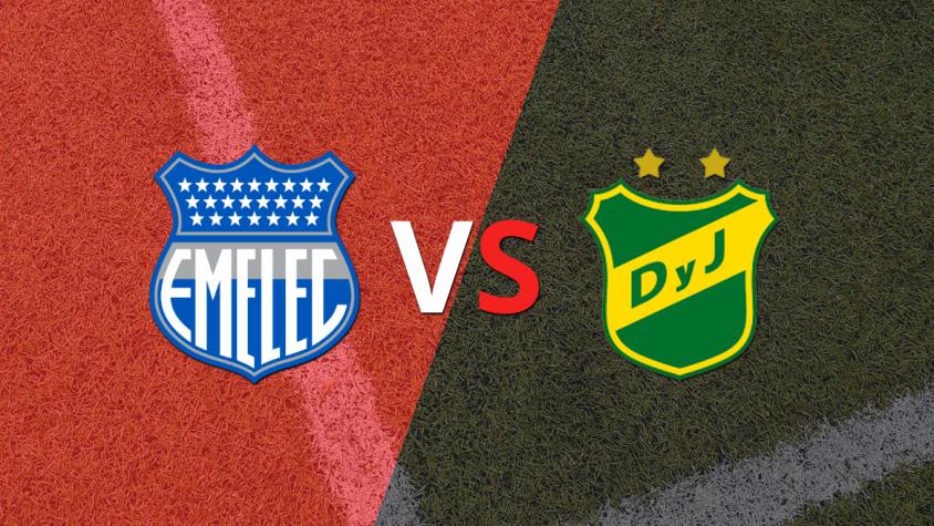 Emelec se enfrenta ante la visita Defensa y Justicia por la llave 1
