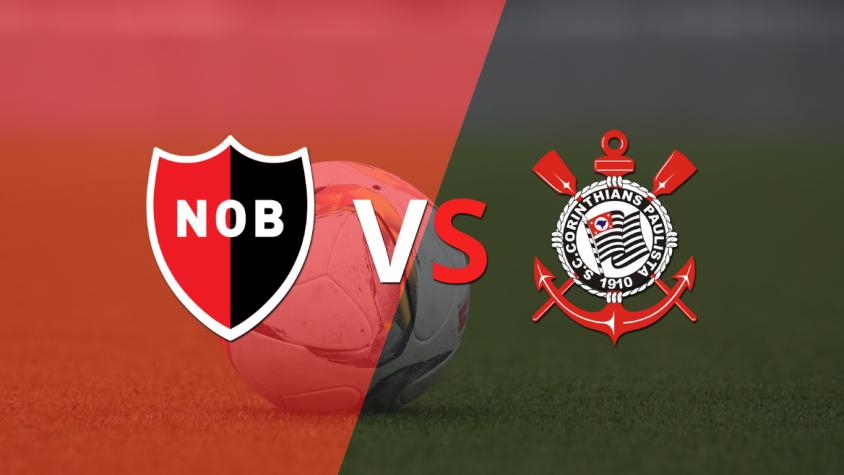 Empate a 0 en el comienzo del segundo tiempo entre Newell`s y Corinthians