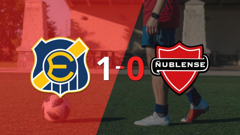 A Everton le alcanzó con un gol para derrotar a Ñublense en el estadio Sausalito