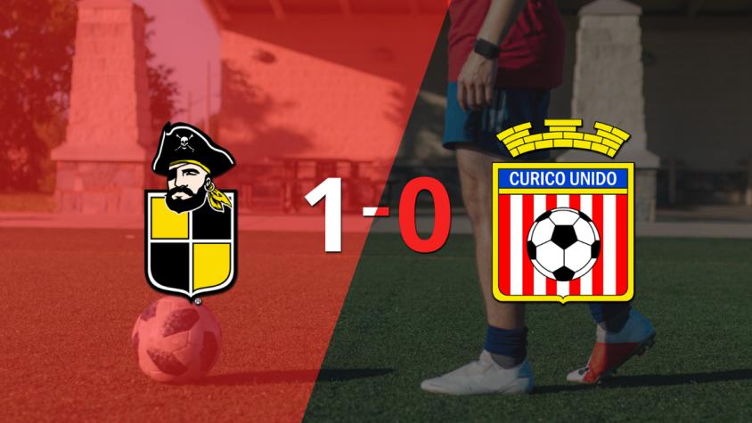 A Coquimbo Unido le alcanzó con un gol para derrotar a Curicó Unido en el Coloso del llano
