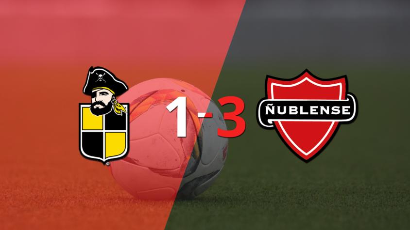 Ñublense logró sacar el triunfo ante Coquimbo Unido con triplete de Patricio Rubio