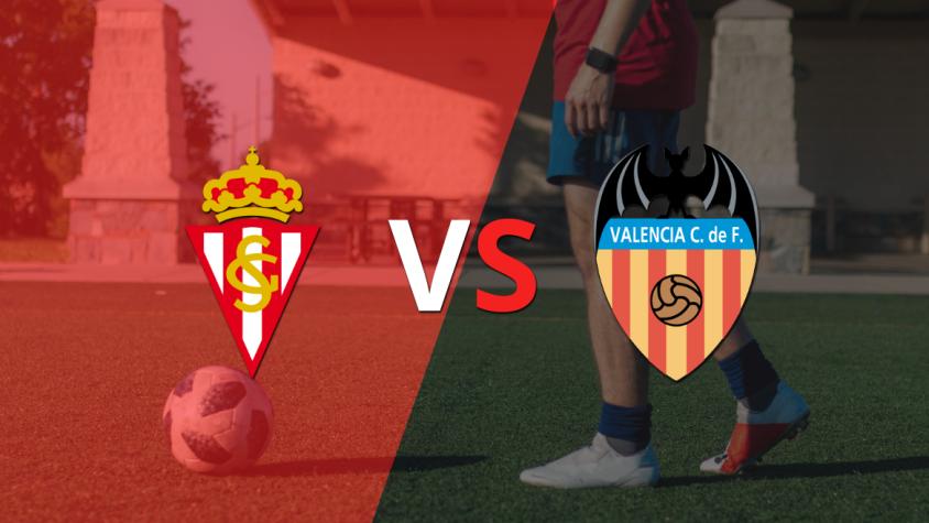 Goleada de Valencia a Sporting Gijón en el estadio el Molinón