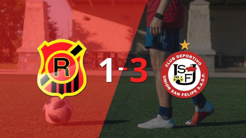 Con dos goles de José Pablo Monreal, U. San Felipe venció a Rangers