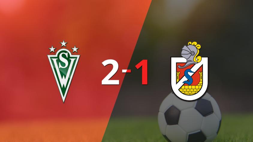 Con la mínima diferencia, Santiago Wanderers venció a D. La Serena por 2 a 1