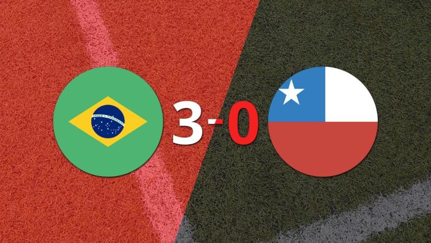 Chile sucumbe ante Brasil en una goleada 3-0