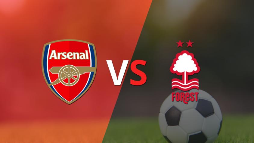 Arsenal y Nottingham Forest hacen su debut en el campeonato